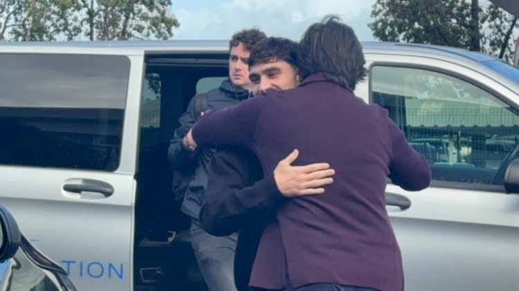 开云官网-记者：马赛前锋莫派已经抵达塞维利亚，准备租借加盟